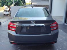 Honda CITY Sedan LX 1.5 16V 2013/2013 RENNER AUTOMÓVEIS LAJEADO / Carros no Vale
