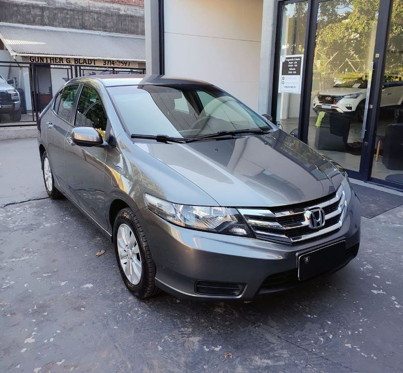 Honda CITY Sedan LX 1.5 16V 2013/2013 RENNER AUTOMÓVEIS LAJEADO / Carros no Vale