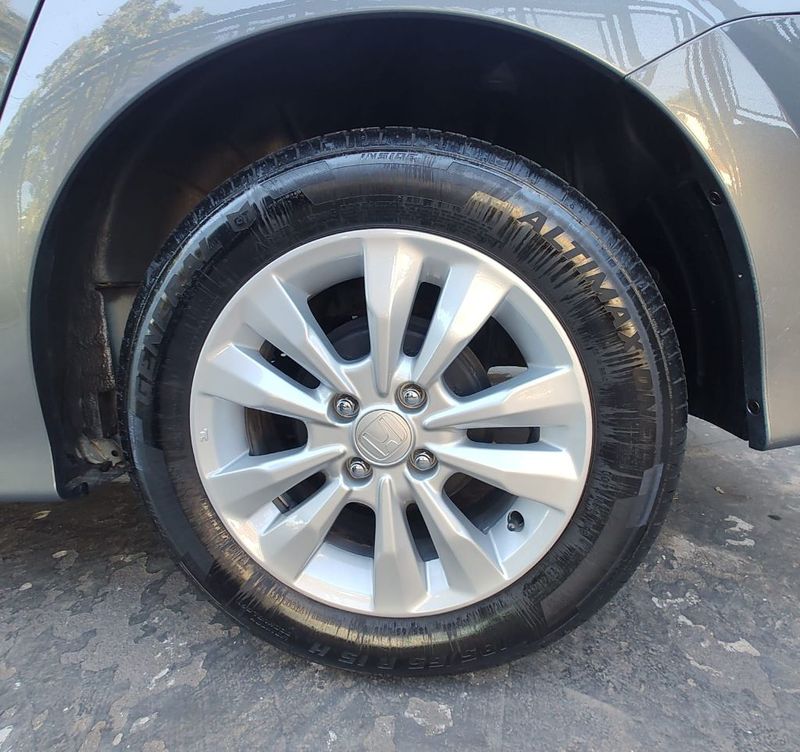 Honda CITY Sedan LX 1.5 16V 2013/2013 RENNER AUTOMÓVEIS LAJEADO / Carros no Vale