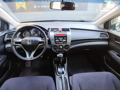 Honda CITY Sedan LX 1.5 16V 2013/2013 RENNER AUTOMÓVEIS LAJEADO / Carros no Vale