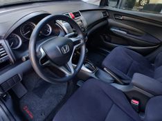 Honda CITY Sedan LX 1.5 16V 2013/2013 RENNER AUTOMÓVEIS LAJEADO / Carros no Vale