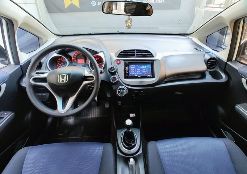 Honda Fit LX 1.4/ 8V/16V Mec. 2012/2013 RENNER AUTOMÓVEIS LAJEADO / Carros no Vale
