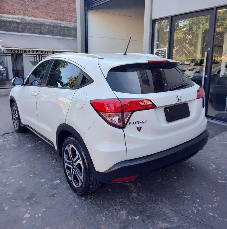 Honda HR-V EX 1.8 Flexone 16V 2017/2018 RENNER AUTOMÓVEIS LAJEADO / Carros no Vale