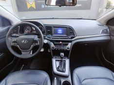 Hyundai Elantra Special Edit 2.0 16V 2016/2017 RENNER AUTOMÓVEIS LAJEADO / Carros no Vale