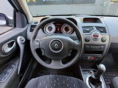 Renault Megane Grand Tour Dynam Hi 1.6 16V 2010/2011 RENNER AUTOMÓVEIS LAJEADO / Carros no Vale