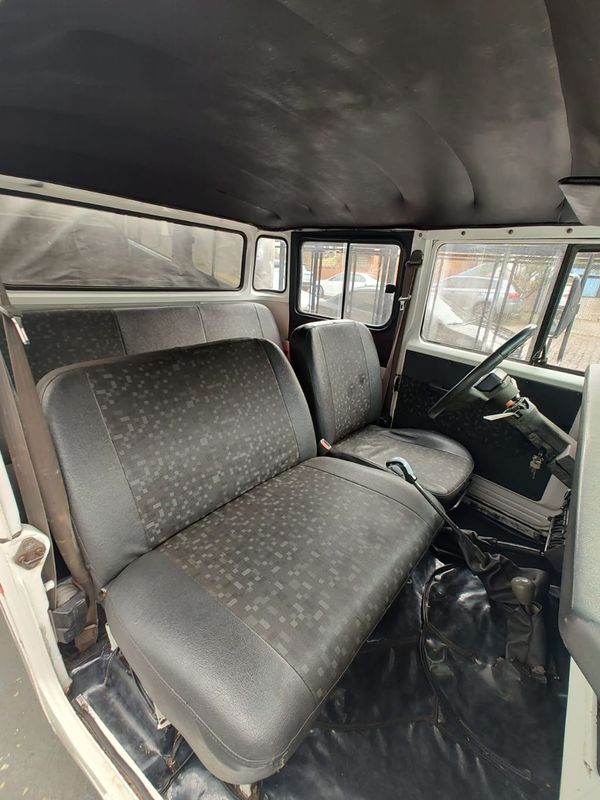 Toyota Band.Picape CD Chassi Longo 1999/2000 RENNER AUTOMÓVEIS LAJEADO / Carros no Vale