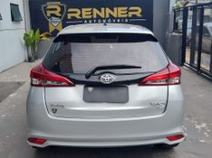 Toyota YARIS XLS 1.5 16V 2018/2019 RENNER AUTOMÓVEIS LAJEADO / Carros no Vale