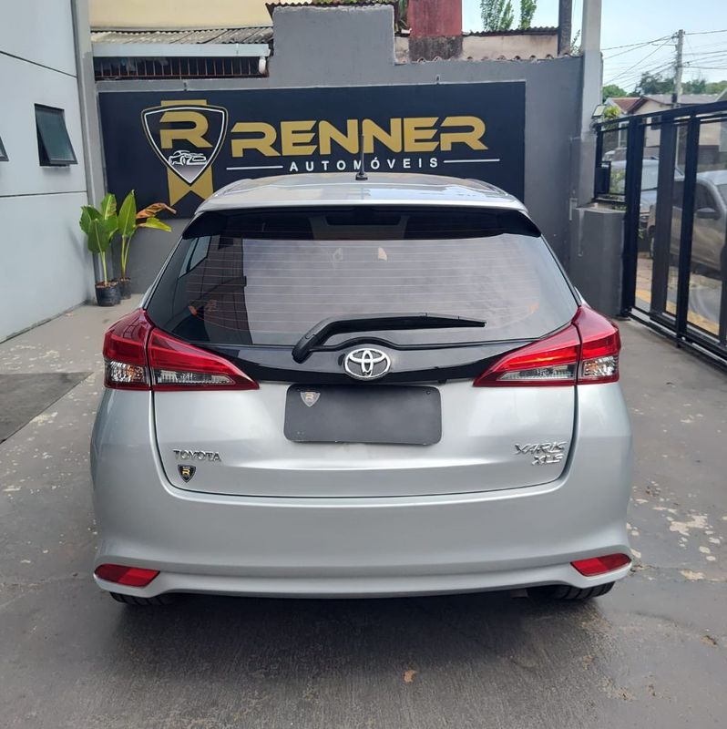 Toyota YARIS XLS 1.5 16V 2018/2019 RENNER AUTOMÓVEIS LAJEADO / Carros no Vale