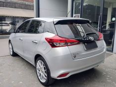Toyota YARIS XLS 1.5 16V 2018/2019 RENNER AUTOMÓVEIS LAJEADO / Carros no Vale
