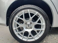 Toyota YARIS XLS 1.5 16V 2018/2019 RENNER AUTOMÓVEIS LAJEADO / Carros no Vale