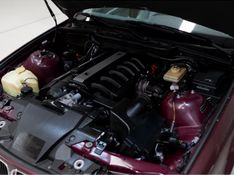 BMW 328i 2.8 SEDAN 24V 1996/1996 PASTORE CAR COLLECTION BENTO GONÇALVES / Carros no Vale