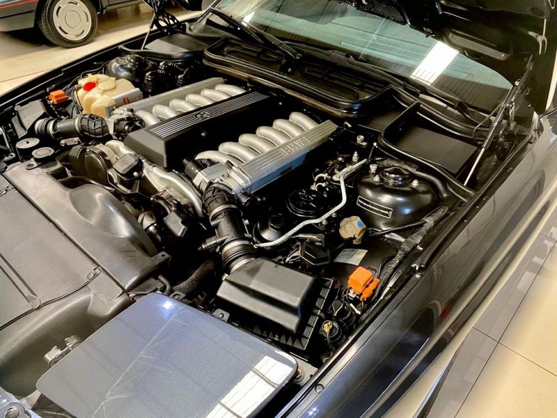 BMW 850Ci 5.0 COUPÉ V12 24V 1993/1993 PASTORE CAR COLLECTION BENTO GONÇALVES / Carros no Vale