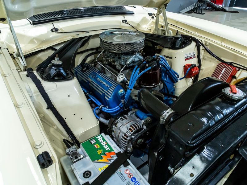 FORD MAVERICK SUPER LUXO COUPÉ V8 16V 1975/1975 PASTORE CAR COLLECTION BENTO GONÇALVES / Carros no Vale FORD MAVERICK SUPER LUXO COUPÉ V8 16V 1975/1975 PASTORE CAR COLLECTION BENTO GONÇALVES / Carros no Vale