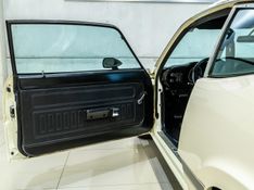 FORD MAVERICK SUPER LUXO COUPÉ V8 16V 1975/1975 PASTORE CAR COLLECTION BENTO GONÇALVES / Carros no Vale