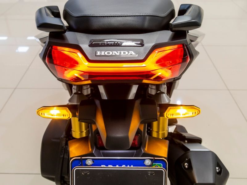 HONDA ADV 160 ADV 160 2025/2025 PASTORE CAR COLLECTION BENTO GONÇALVES / Carros no Vale