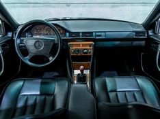 MERCEDES-BENZ E 200 2.0 CLASSIC 1993/1993 PASTORE CAR COLLECTION BENTO GONÇALVES / Carros no Vale