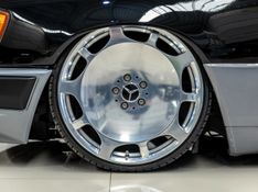 MERCEDES-BENZ E 200 2.0 CLASSIC 1993/1993 PASTORE CAR COLLECTION BENTO GONÇALVES / Carros no Vale