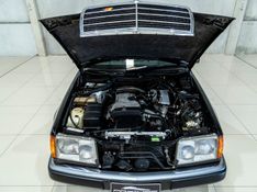MERCEDES-BENZ E 200 2.0 CLASSIC 1993/1993 PASTORE CAR COLLECTION BENTO GONÇALVES / Carros no Vale