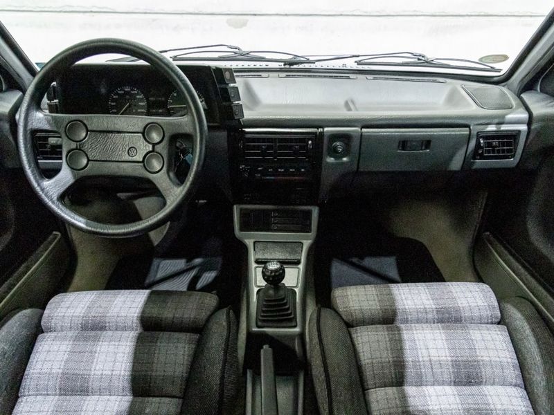 VOLKSWAGEN GOL 1.8 GTS 8V 1991/1991 PASTORE CAR COLLECTION BENTO GONÇALVES / Carros no Vale