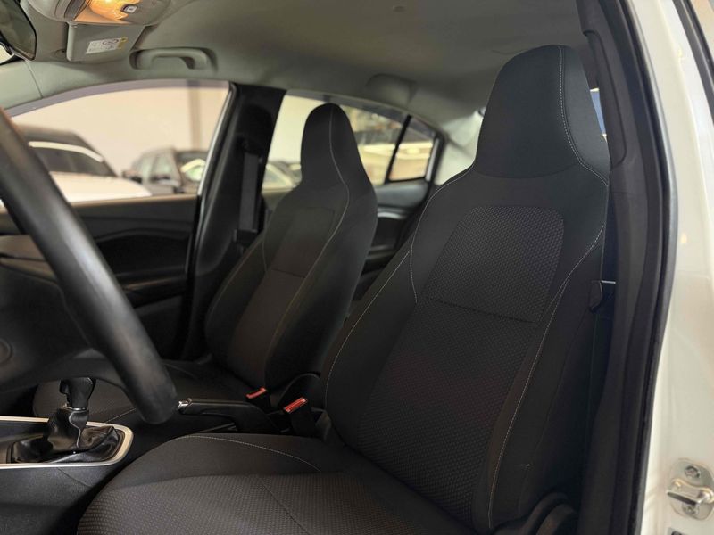 CHEVROLET ONIX 1.0 LT 2021/2022 LEHMEN VEÍCULOS VENÂNCIO AIRES / Carros no Vale