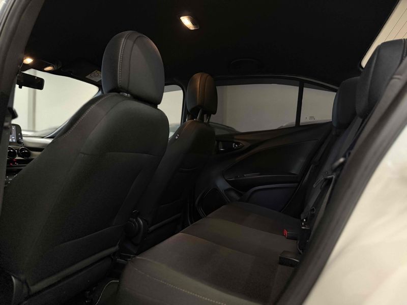 FIAT CRONOS 1.3 FIREFLY DRIVE CVT 2022/2023 LEHMEN VEÍCULOS VENÂNCIO AIRES / Carros no Vale