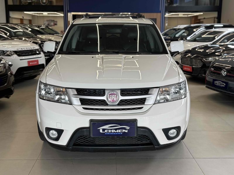 FIAT FREEMONT 2.4 PRECISION 16V 2014/2014 LEHMEN VEÍCULOS VENÂNCIO AIRES / Carros no Vale