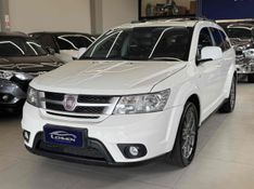 FIAT FREEMONT 2.4 PRECISION 16V 2014/2014 LEHMEN VEÍCULOS VENÂNCIO AIRES / Carros no Vale