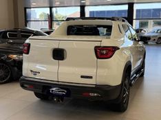 FIAT TORO 2.0 16V TURBO ULTRA 4WD AT9 2020/2020 LEHMEN VEÍCULOS VENÂNCIO AIRES / Carros no Vale