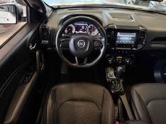 FIAT TORO 2.0 16V TURBO ULTRA 4WD AT9 2020/2020 LEHMEN VEÍCULOS VENÂNCIO AIRES / Carros no Vale