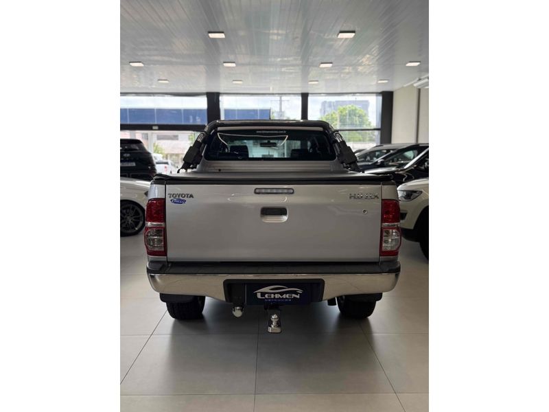 TOYOTA HILUX 3.0 STD 4X4 CD 16V TURBO INTERCOOLER 2013/2014 LEHMEN VEÍCULOS VENÂNCIO AIRES / Carros no Vale TOYOTA HILUX 3.0 STD 4X4 CD 16V TURBO INTERCOOLER 2013/2014 LEHMEN VEÍCULOS VENÂNCIO AIRES / Carros no Vale