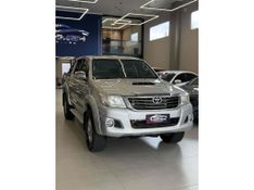 TOYOTA HILUX 3.0 STD 4X4 CD 16V TURBO INTERCOOLER 2013/2014 LEHMEN VEÍCULOS VENÂNCIO AIRES / Carros no Vale