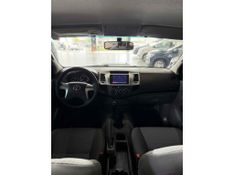 TOYOTA HILUX 3.0 STD 4X4 CD 16V TURBO INTERCOOLER 2013/2014 LEHMEN VEÍCULOS VENÂNCIO AIRES / Carros no Vale