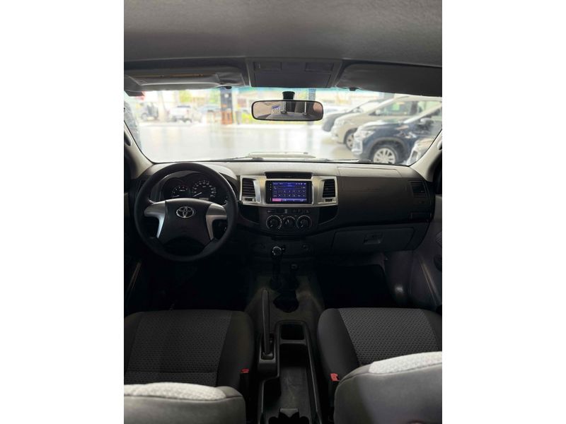 TOYOTA HILUX 3.0 STD 4X4 CD 16V TURBO INTERCOOLER 2013/2014 LEHMEN VEÍCULOS VENÂNCIO AIRES / Carros no Vale TOYOTA HILUX 3.0 STD 4X4 CD 16V TURBO INTERCOOLER 2013/2014 LEHMEN VEÍCULOS VENÂNCIO AIRES / Carros no Vale