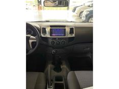 TOYOTA HILUX 3.0 STD 4X4 CD 16V TURBO INTERCOOLER 2013/2014 LEHMEN VEÍCULOS VENÂNCIO AIRES / Carros no Vale