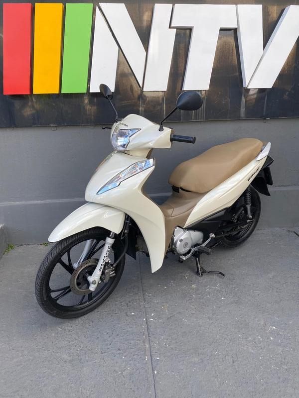 Honda Motos Biz 125 Ex 2021/2022 NECO TOLATI VEÍCULOS VENÂNCIO AIRES / Carros no Vale Honda Motos Biz 125 Ex 2021/2022 NECO TOLATI VEÍCULOS VENÂNCIO AIRES / Carros no Vale
