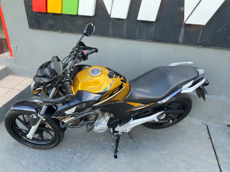 Honda Motos Cb 250f Twister Abs 2020/2020 NECO TOLATI VEÍCULOS VENÂNCIO AIRES / Carros no Vale