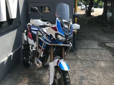 Honda Motos Crf 1000l Africa Twin 2019/2020 NECO TOLATI VEÍCULOS VENÂNCIO AIRES / Carros no Vale