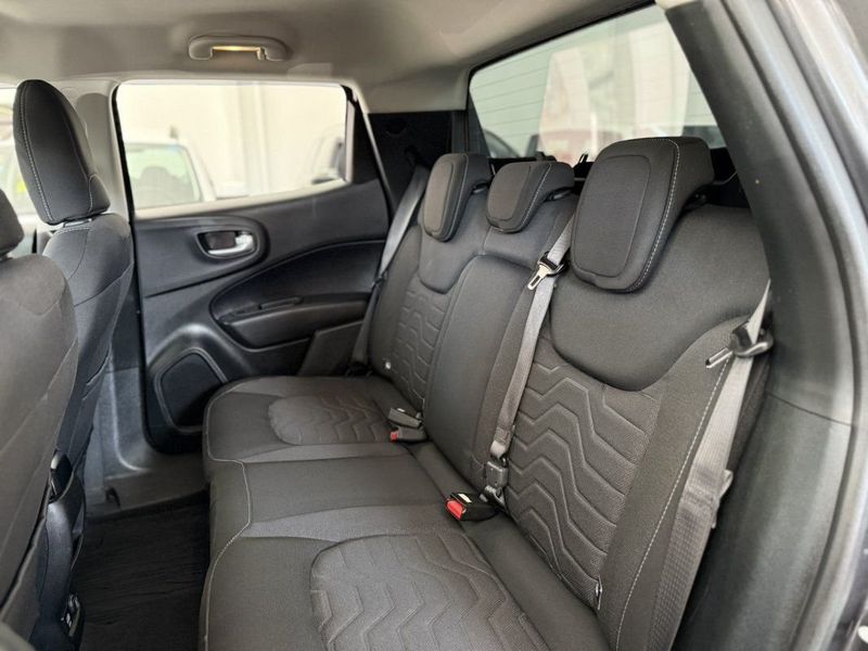 Fiat TORO FREEDOM 1.3 T270 AT6 2023 SÓ MOTOS E AUTOMÓVEIS SANTA CRUZ DO SUL / Carros no Vale