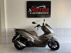 Honda PCX 150 DLX ABS CVT 2022 SÓ MOTOS E AUTOMÓVEIS SANTA CRUZ DO SUL / Carros no Vale