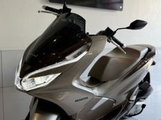 Honda PCX 150 DLX ABS CVT 2022 SÓ MOTOS E AUTOMÓVEIS SANTA CRUZ DO SUL / Carros no Vale