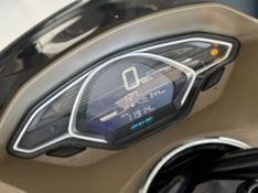 Honda PCX 150 DLX ABS CVT 2022 SÓ MOTOS E AUTOMÓVEIS SANTA CRUZ DO SUL / Carros no Vale