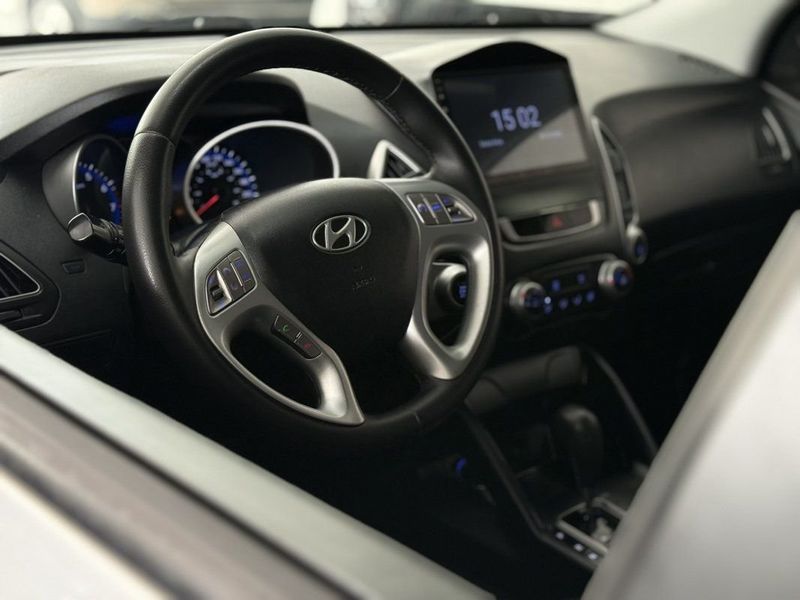 Hyundai IX35 2.0 2015 SÓ MOTOS E AUTOMÓVEIS SANTA CRUZ DO SUL / Carros no Vale