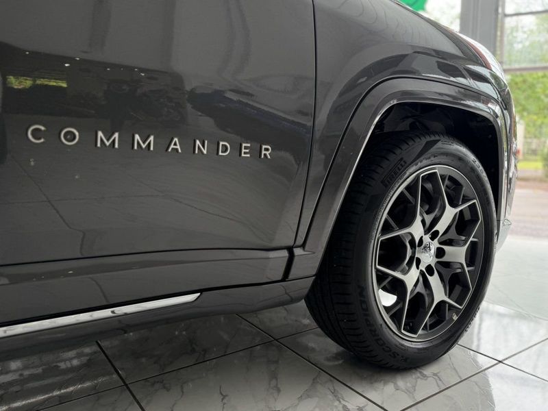Jeep COMMANDER OVERLAND 1.3 T270 AT6 2025 SÓ MOTOS E AUTOMÓVEIS SANTA CRUZ DO SUL / Carros no Vale