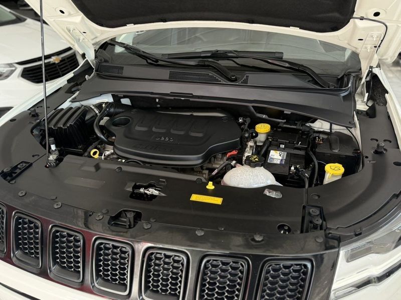 Jeep COMPASS NIGHT EAGLE 2.0 AT6 2018 SÓ MOTOS E AUTOMÓVEIS SANTA CRUZ DO SUL / Carros no Vale