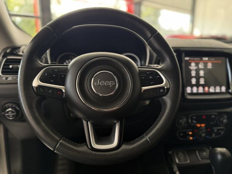 Jeep COMPASS NIGHT EAGLE 2.0 AT6 2018 SÓ MOTOS E AUTOMÓVEIS SANTA CRUZ DO SUL / Carros no Vale