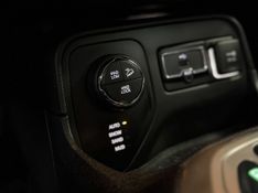 Jeep RENEGADE SPORT 2.0 TURBO 4X4 AT9 2017 SÓ MOTOS E AUTOMÓVEIS SANTA CRUZ DO SUL / Carros no Vale