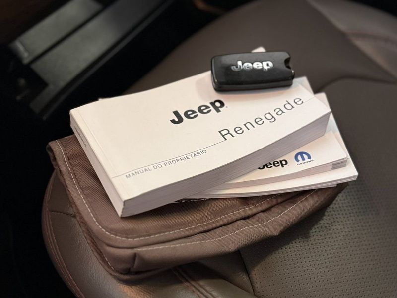 Jeep RENEGADE SPORT 2.0 TURBO 4X4 AT9 2017 SÓ MOTOS E AUTOMÓVEIS SANTA CRUZ DO SUL / Carros no Vale