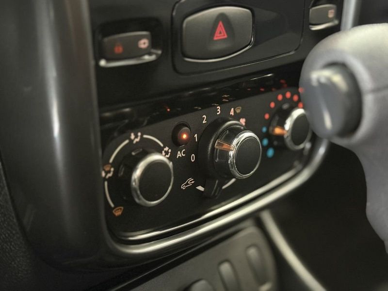 Renault DUSTER DYNAMIQUE 2.0 PRATA 2012 SÓ MOTOS E AUTOMÓVEIS SANTA CRUZ DO SUL / Carros no Vale