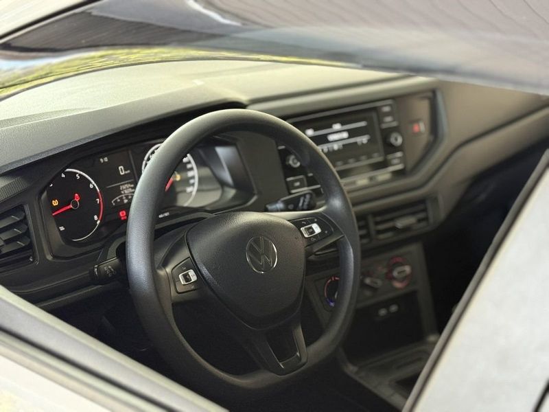 VOLKSWAGEN POLO TRACK 1.0 2024 SÓ MOTOS E AUTOMÓVEIS SANTA CRUZ DO SUL / Carros no Vale