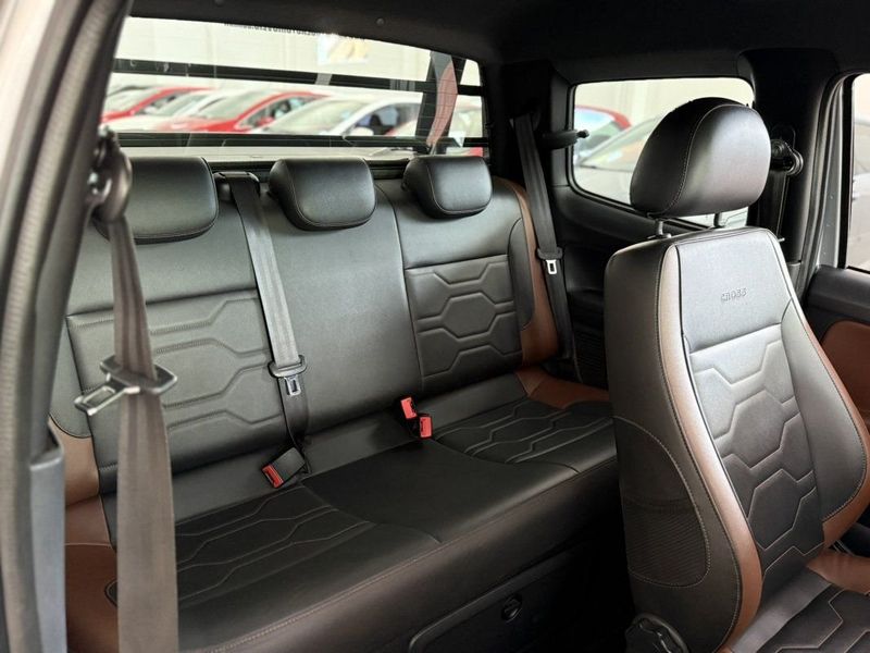 VOLKSWAGEN SAVEIRO CROSS CD 1.6 2023 SÓ MOTOS E AUTOMÓVEIS SANTA CRUZ DO SUL / Carros no Vale